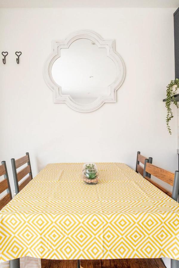 Charming Chester Studio With Private Garden & Free Parking エクステリア 写真